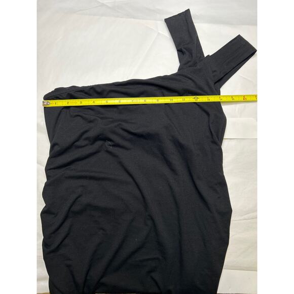 Isabella Oliver Darcie Maternity Dress with Lenzing™ Ecovero™ in black. Size 4. - Picture 7 of 9